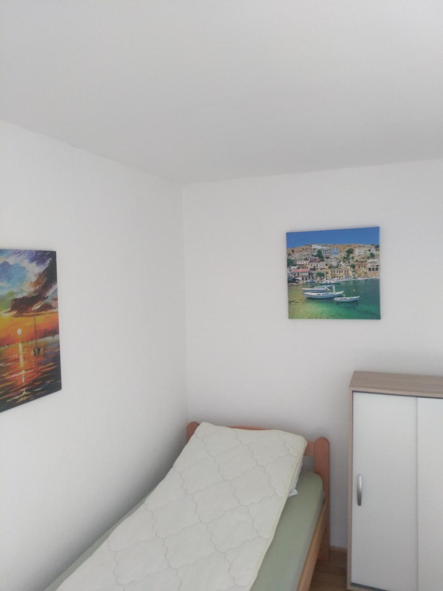 Hostel Trajan Долни Милановац Екстериор снимка
